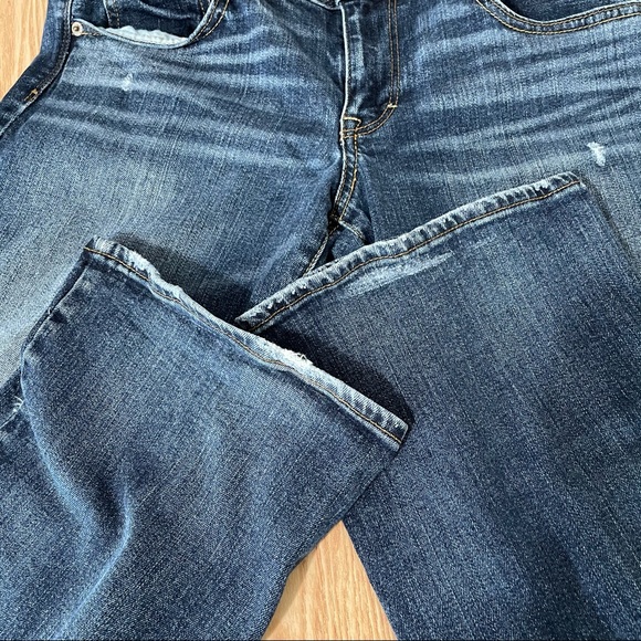 American Eagle lightly distressed Bootcut jeans - Picture 15 of 16